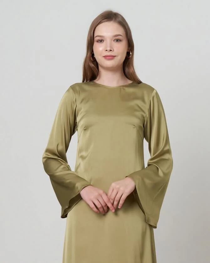 Shafa Dress Olive - Image 5